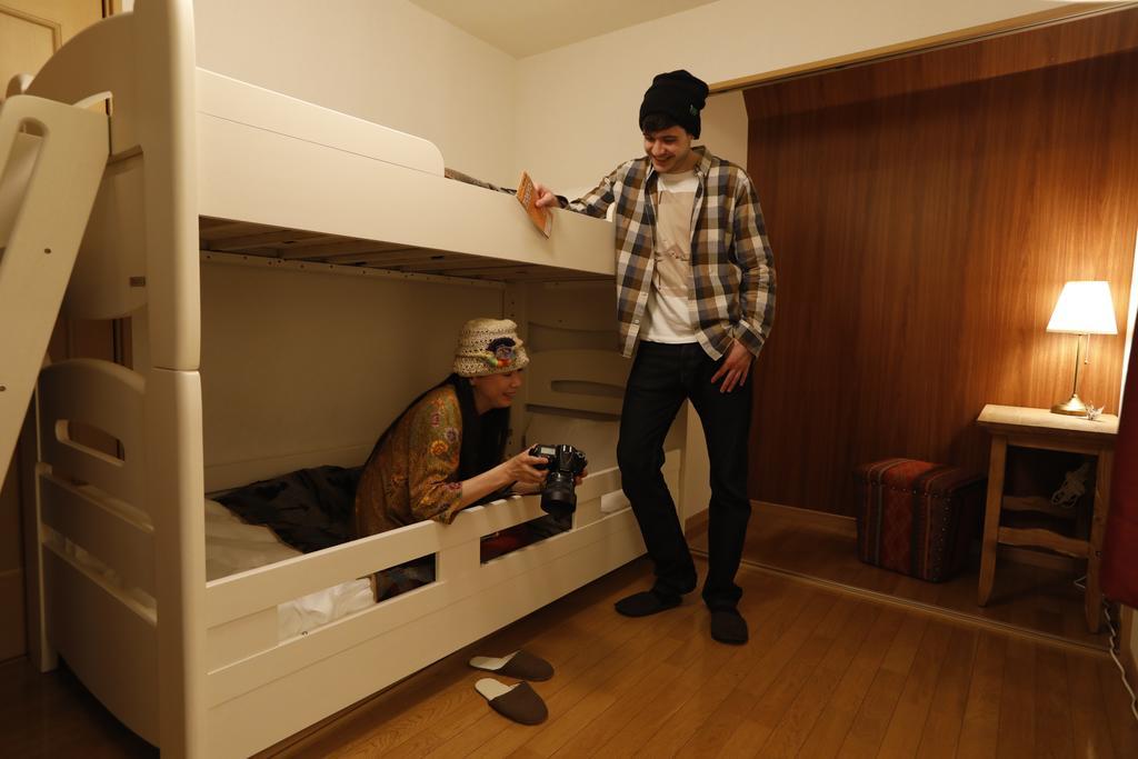Japan Hostel Shinya Tokkyu Tokyo Exterior photo