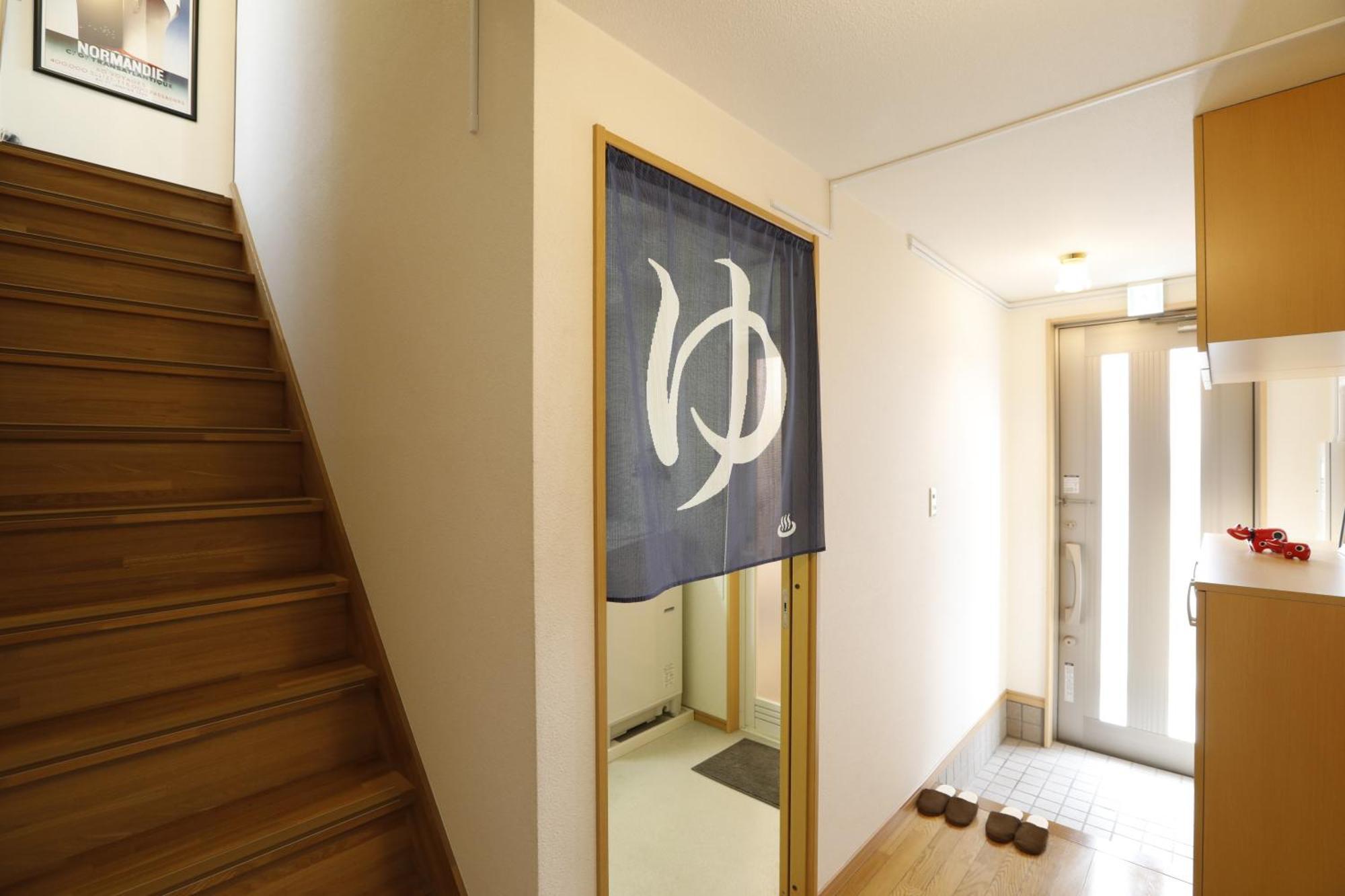 Japan Hostel Shinya Tokkyu Tokyo Exterior photo